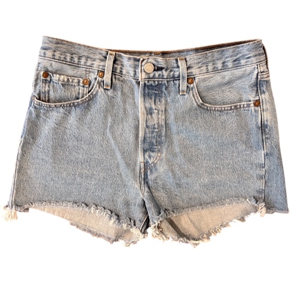 Levi’s 501 Original Fit Denim Shorts in Multiple Choice | Size 28 - Picture 4 of 8